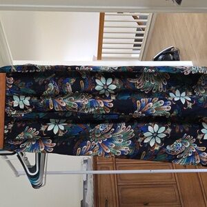 Floral Cropped Pants Size Small To Medium